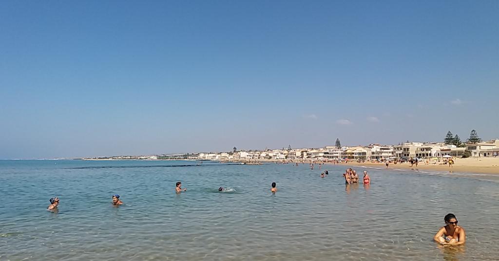 Casa Sul Mare Con Vista Mozzafiato Appartement Donnalucata  Buitenkant foto